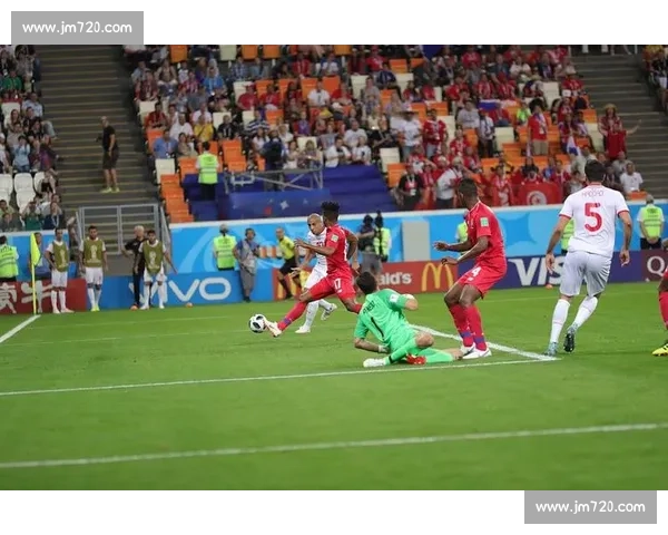 日本与智利展开激烈对决双方球队全力争夺胜利荣耀